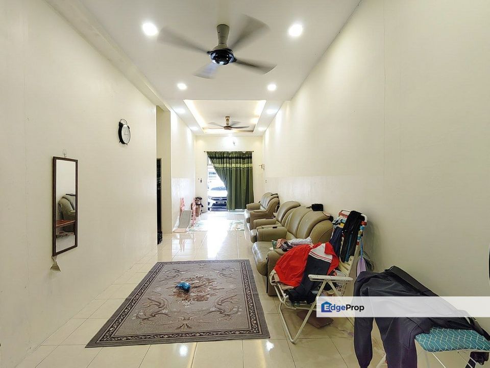 (Renovated) Single Storey House Taman Lombong Emas Jalan Lombong Emas Seksyen 29 Shah Alam, Selangor, Shah Alam