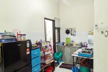 Residensi Warnasari 2