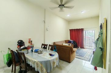 Residensi Warnasari 2