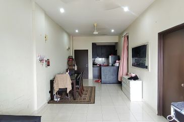 Residensi Warnasari 2