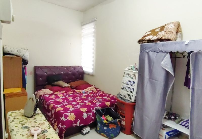 Residensi Warnasari 2