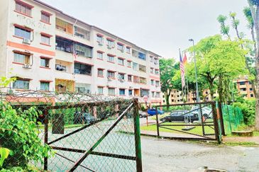 Pangsapuri Desa Subang