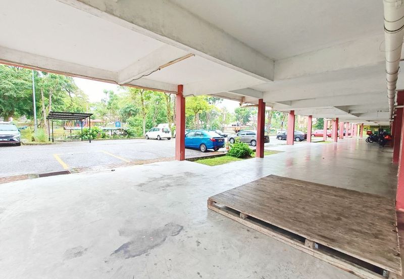 Pangsapuri Desa Subang