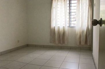 Pangsapuri Akasia, Bandar Botanic