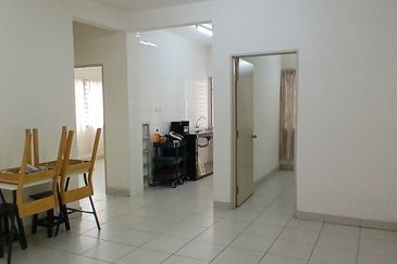 Pangsapuri Akasia, Bandar Botanic