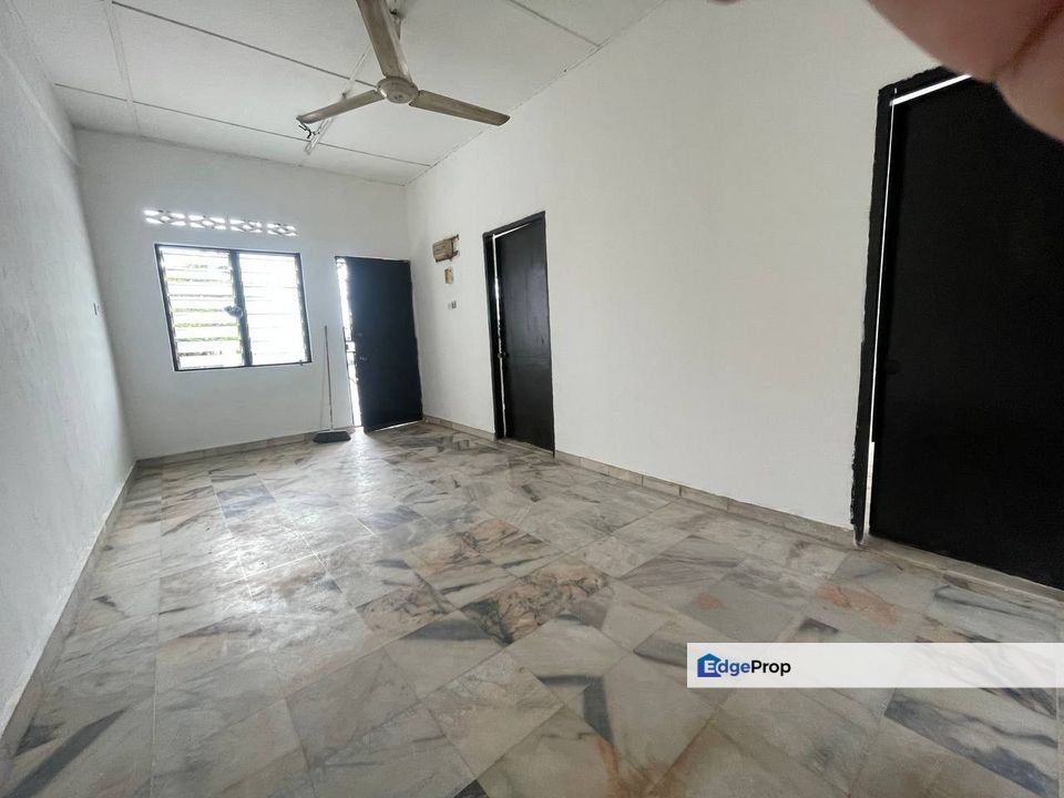 (Renovated) Single Storey End lot Johan Setia Klang, Selangor, Klang