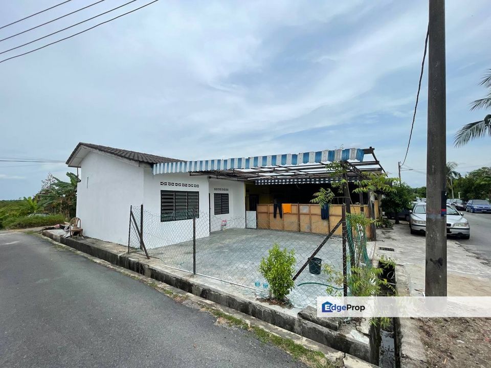 (Renovated) Single Storey End lot Johan Setia Klang, Selangor, Klang