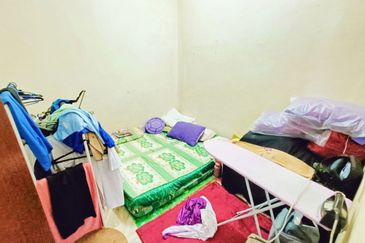 Freehold, Renovated - Single Storey Taman Baiduri Banting, Selangor