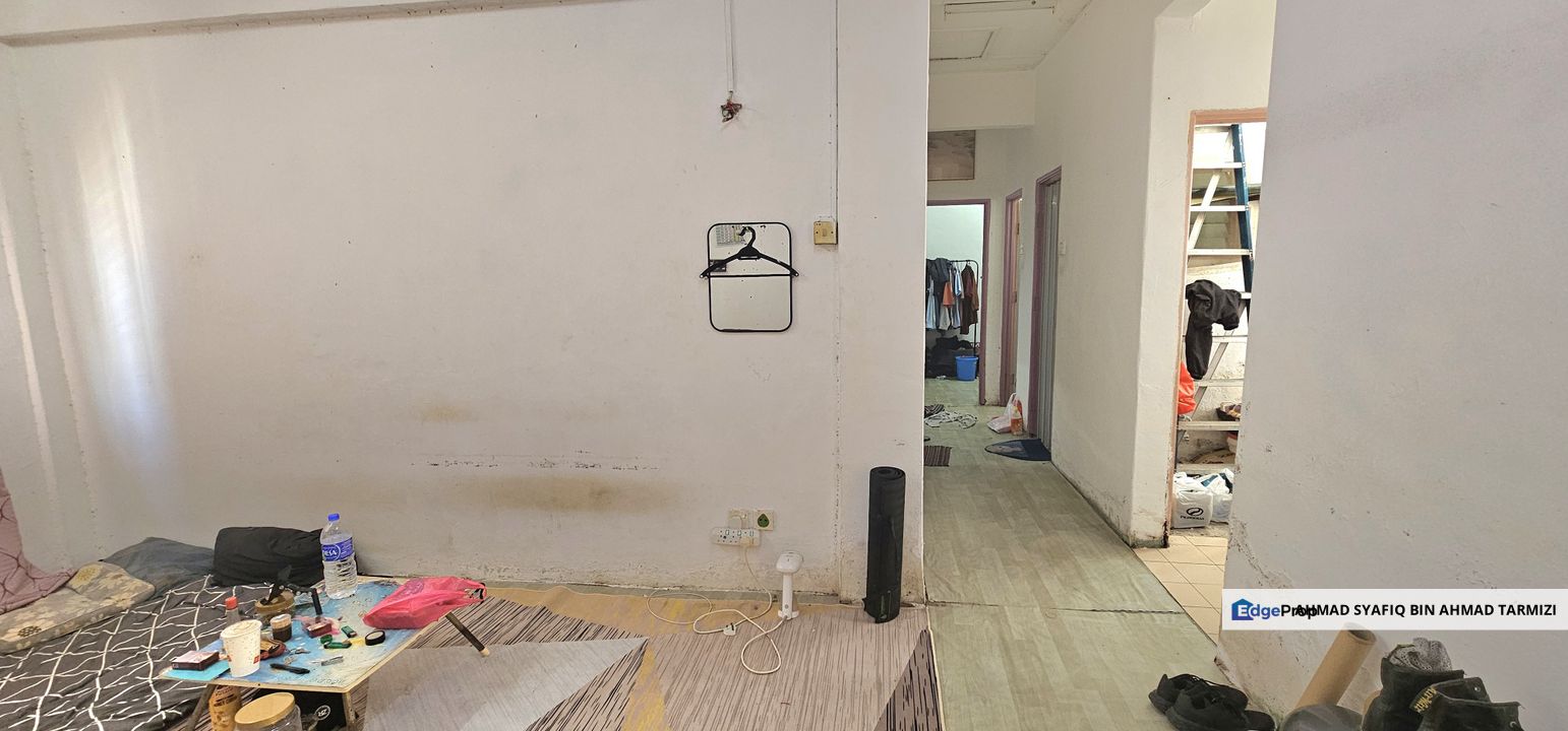 Freehold Murah - Megah Villa Apartment, Kota Warisan, Sepang, Selangor, Sepang