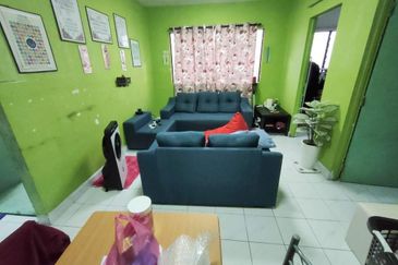 Flat PKNS Seksyen 8