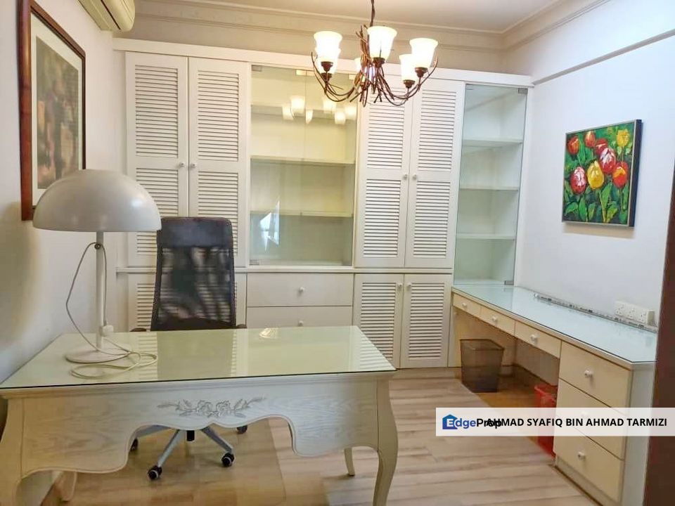 (Furnished end unit) SAUJANA RESIDENCY CONDOMINIUM @ SS 16, SUBANG JAYA, Selangor, Subang Jaya