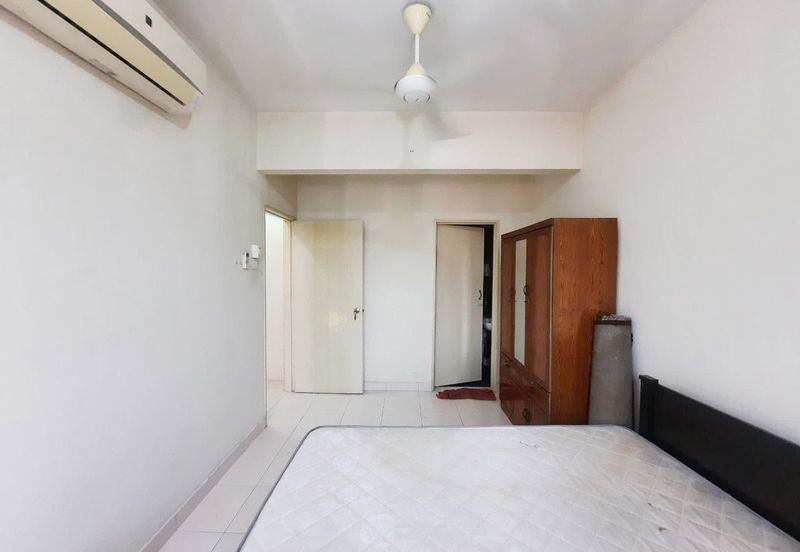 1 Petaling Residences and Commerz