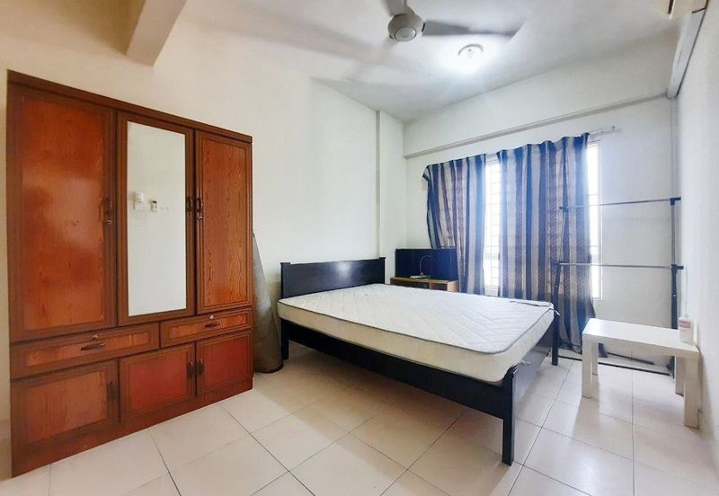 1 Petaling Residences and Commerz