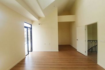 Monet Springtime @ Sunsuria City