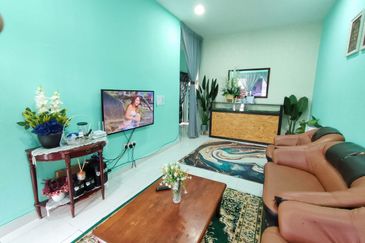 Pulau Indah ( Pulau Lumut )