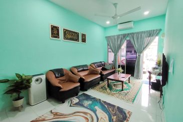 Pulau Indah ( Pulau Lumut )