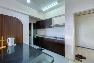 Suri Puteri Serviced Apartment
