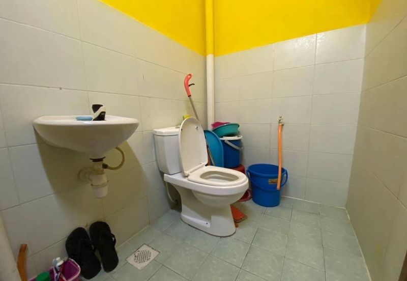 (FULLY FURNISHED RENOVATED) Single Storey Jalan Dusun,Meru,Klang