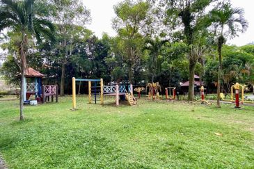 Kemuncak Shah Alam (Sri Kemuncak Kondominium)