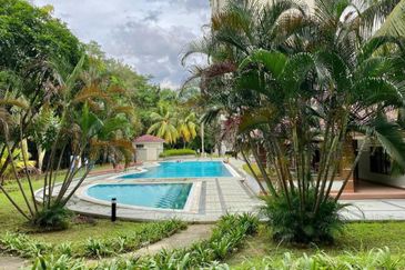 Kemuncak Shah Alam (Sri Kemuncak Kondominium)