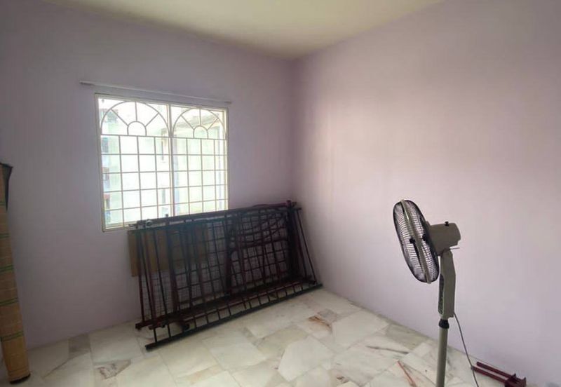 (Well maintained unit) Kasuarina Salju Apartment, Bandar Puncak Alam