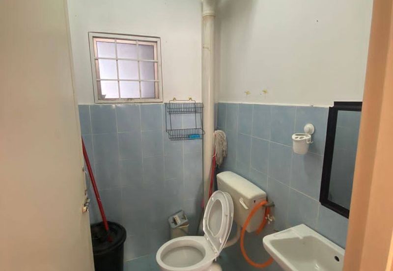 (Well maintained unit) Kasuarina Salju Apartment, Bandar Puncak Alam