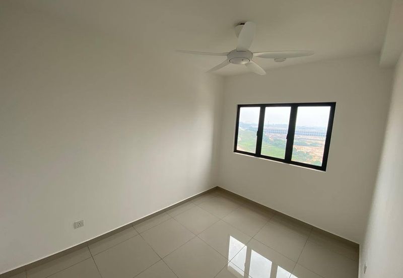 (FREEHOLD & HIGH FLOOR with BALCONY) Huni D' @ Eco Ardence Service Residence Setia Alam