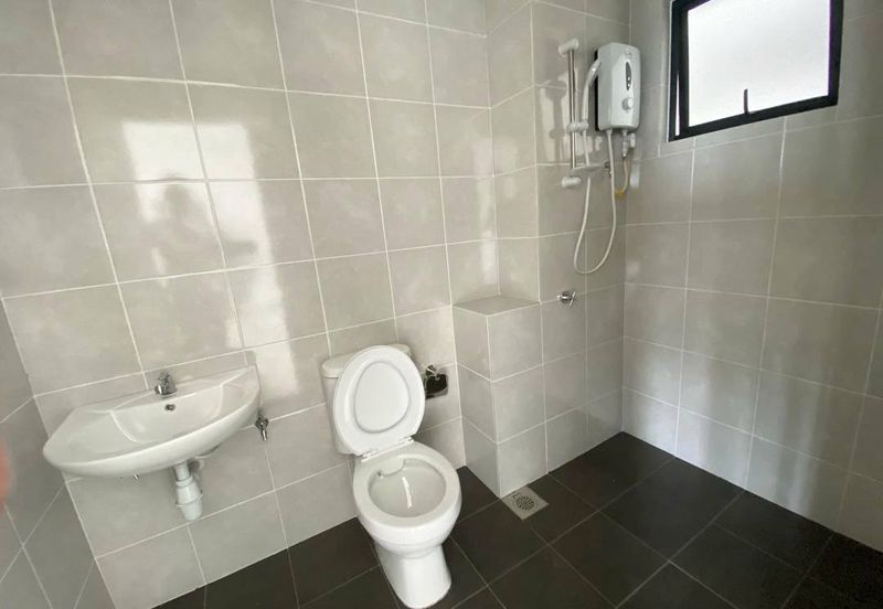 (FREEHOLD & HIGH FLOOR with BALCONY) Huni D' @ Eco Ardence Service Residence Setia Alam