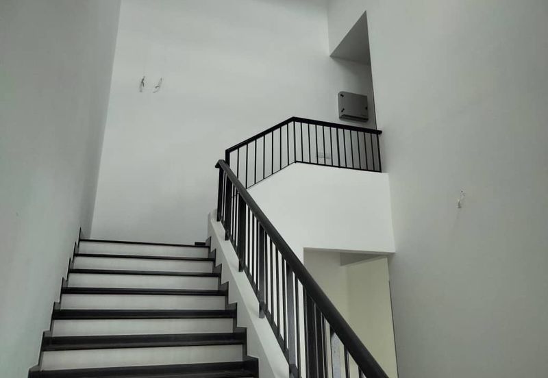 Hevea Elmina Gardens