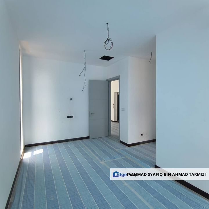 (Non Bumi) Triple Storey Semi D @ Vila Elemen, Seksyen 13 Shah Alam, Selangor, Selangor, Shah Alam