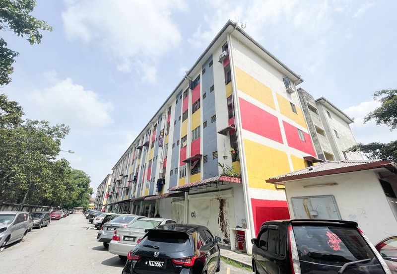 Pangsapuri Pelangi Indah