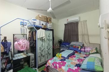 Jalan Semarak, Bukit Beruntung