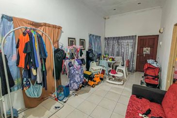 Jalan Haji Iman Omar 