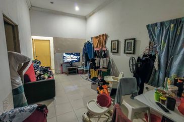 Jalan Haji Iman Omar 