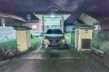 Jalan Haji Iman Omar 