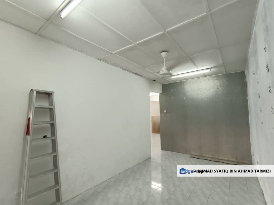 Taman Langat Utama, Bukit Changgang Sepang, Selangor, Banting