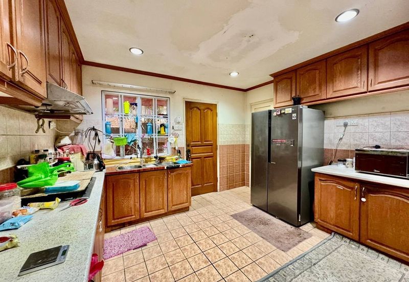 ( Corner Lot, Freehold )  2 Storey Bungalow Bidai Residence, Bukit Jelutong, Shah Alam  