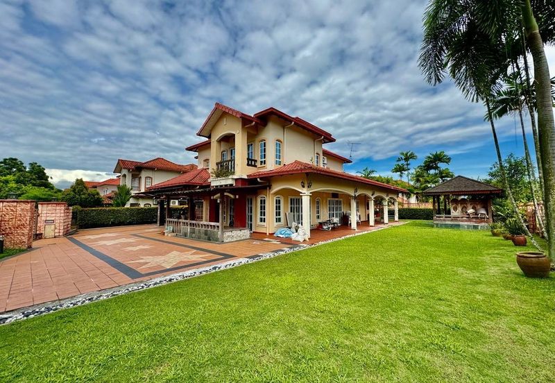 ( Corner Lot, Freehold )  2 Storey Bungalow Bidai Residence, Bukit Jelutong, Shah Alam  