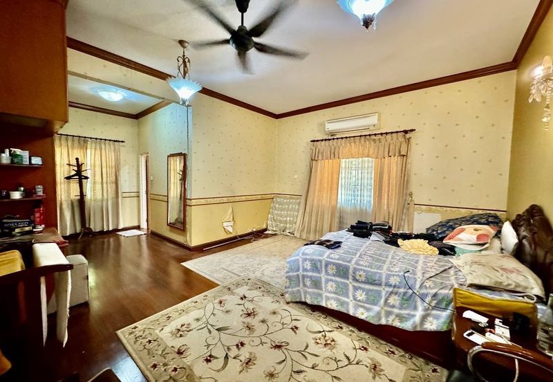 ( Corner Lot, Freehold )  2 Storey Bungalow Bidai Residence, Bukit Jelutong, Shah Alam  