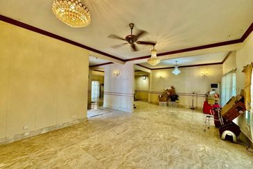 ( Corner Lot, Freehold )  2 Storey Bungalow Bidai Residence, Bukit Jelutong, Shah Alam  