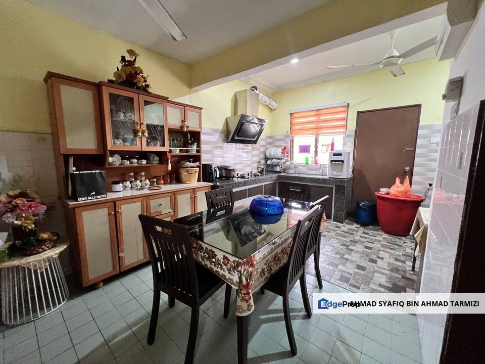 ( End Lot, Freehold ) DOUBLE STOREY TERRACE JALAN SERI DAMAK TAMAN SRI ANDALAS, KLANG, Selangor, Klang