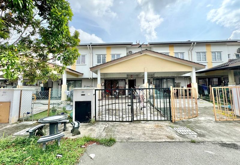 Jalan Meranti Bunga 1