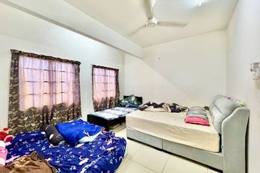 Jalan Meranti Bunga 1