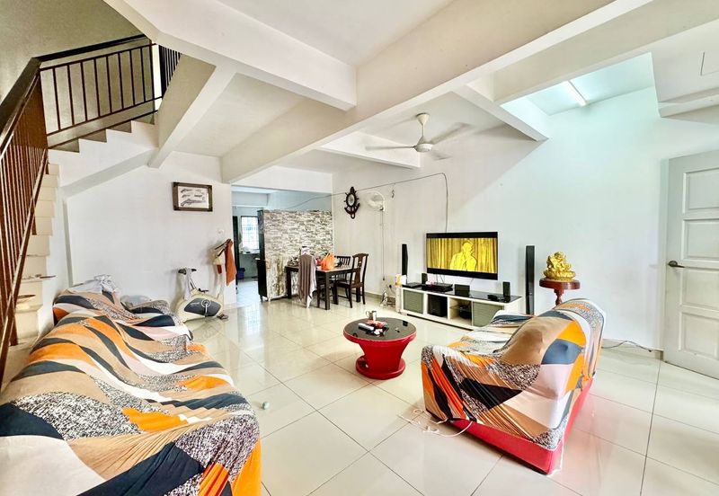 Jalan Meranti Bunga 1