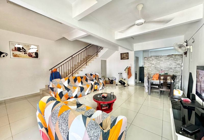 Jalan Meranti Bunga 1