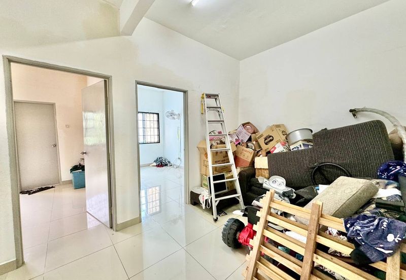 Jalan Meranti Bunga 1