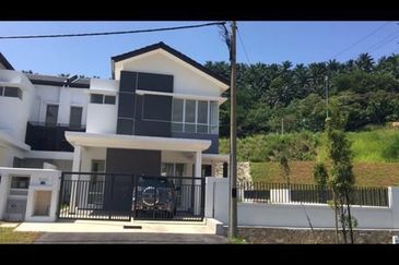 Seksyen 2, Shah Alam