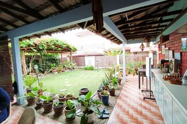 Seksyen 2, Shah Alam