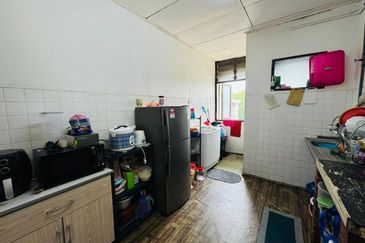 Flat PKNS, Seksyen 24