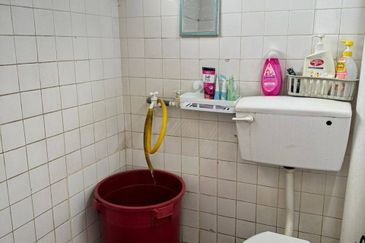 Flat PKNS, Seksyen 24